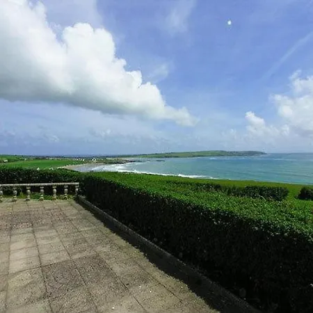 Bed & Breakfast Blue Horizon Laherne Hill
