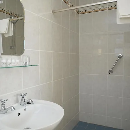Blue Horizon Bed & Breakfast 2*